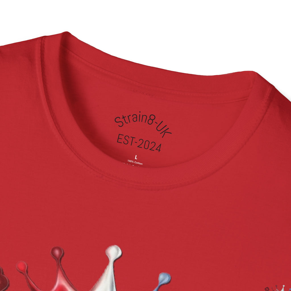The Royal Strain8-UK T‑Shirt – Cute Cartoon Ted the carrot & Lucy the leak Veggie Characters Tee