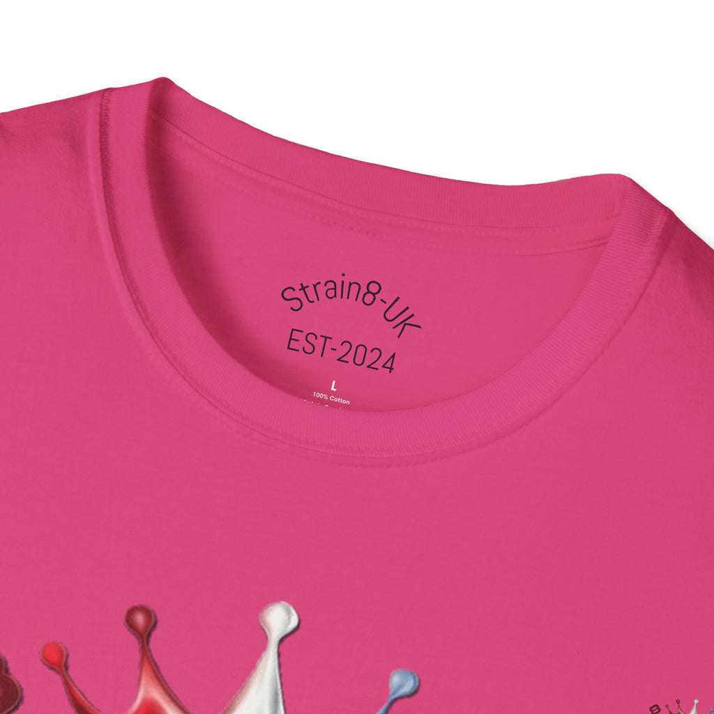 The Royal Strain8-UK T‑Shirt – Cute Cartoon Ted the carrot & Lucy the leak Veggie Characters Tee
