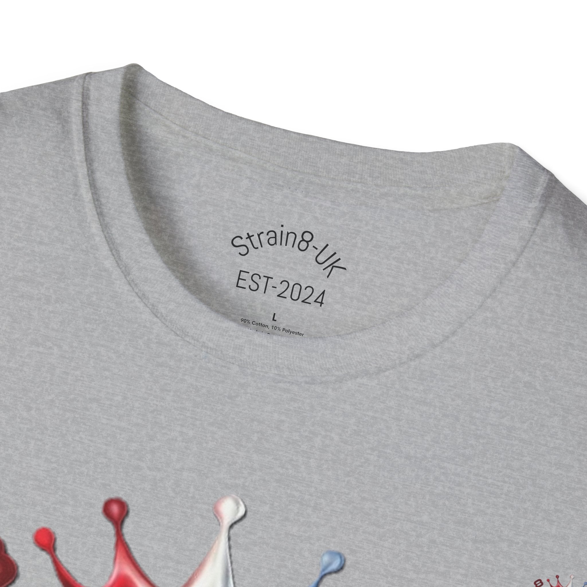 The Royal Strain8-UK T‑Shirt – Cute Cartoon Ted the carrot & Lucy the leak Veggie Characters Tee