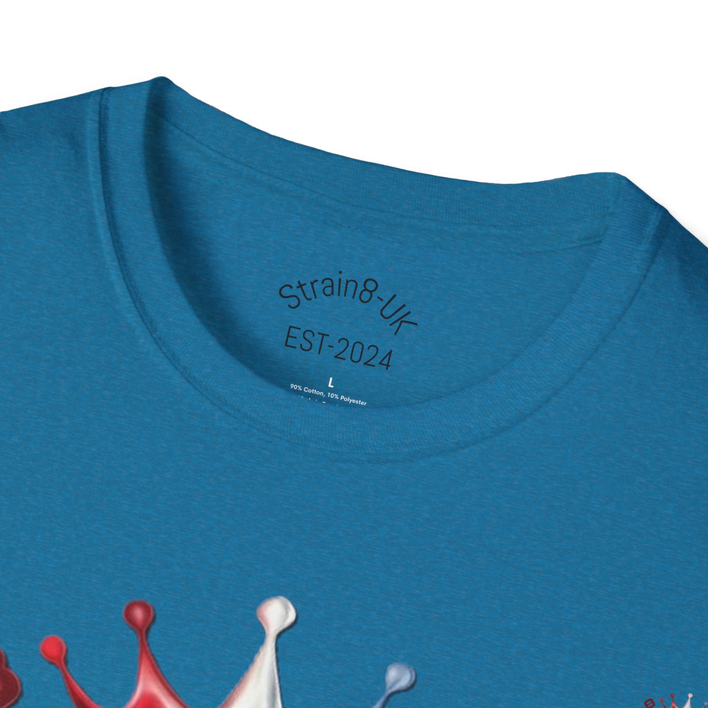 The Royal Strain8-UK T‑Shirt – Cute Cartoon Ted the carrot & Lucy the leak Veggie Characters Tee