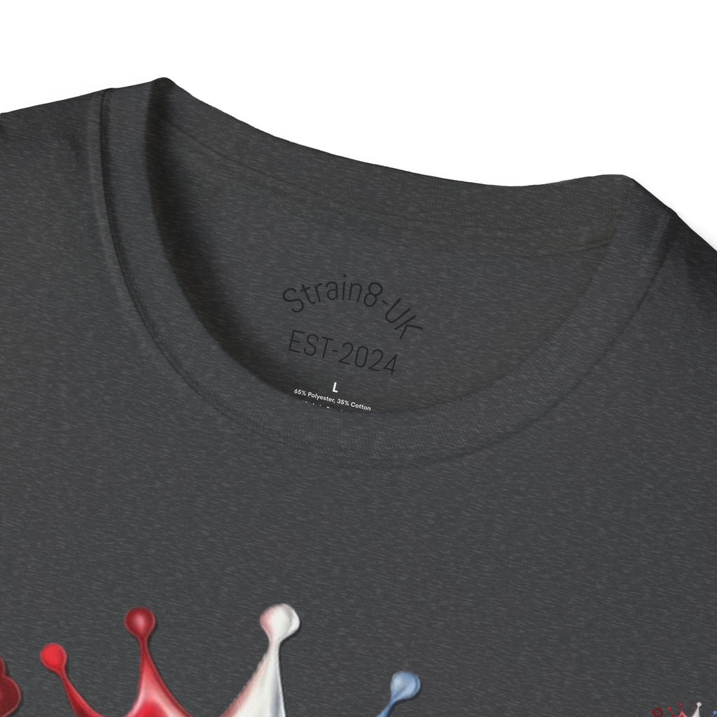 The Royal Strain8-UK T‑Shirt – Cute Cartoon Ted the carrot & Lucy the leak Veggie Characters Tee