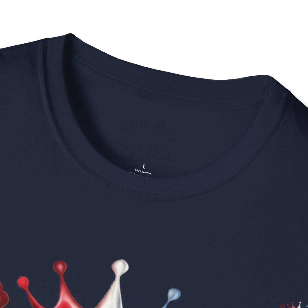 The Royal Strain8-UK T‑Shirt – Cute Cartoon Ted the carrot & Lucy the leak Veggie Characters Tee